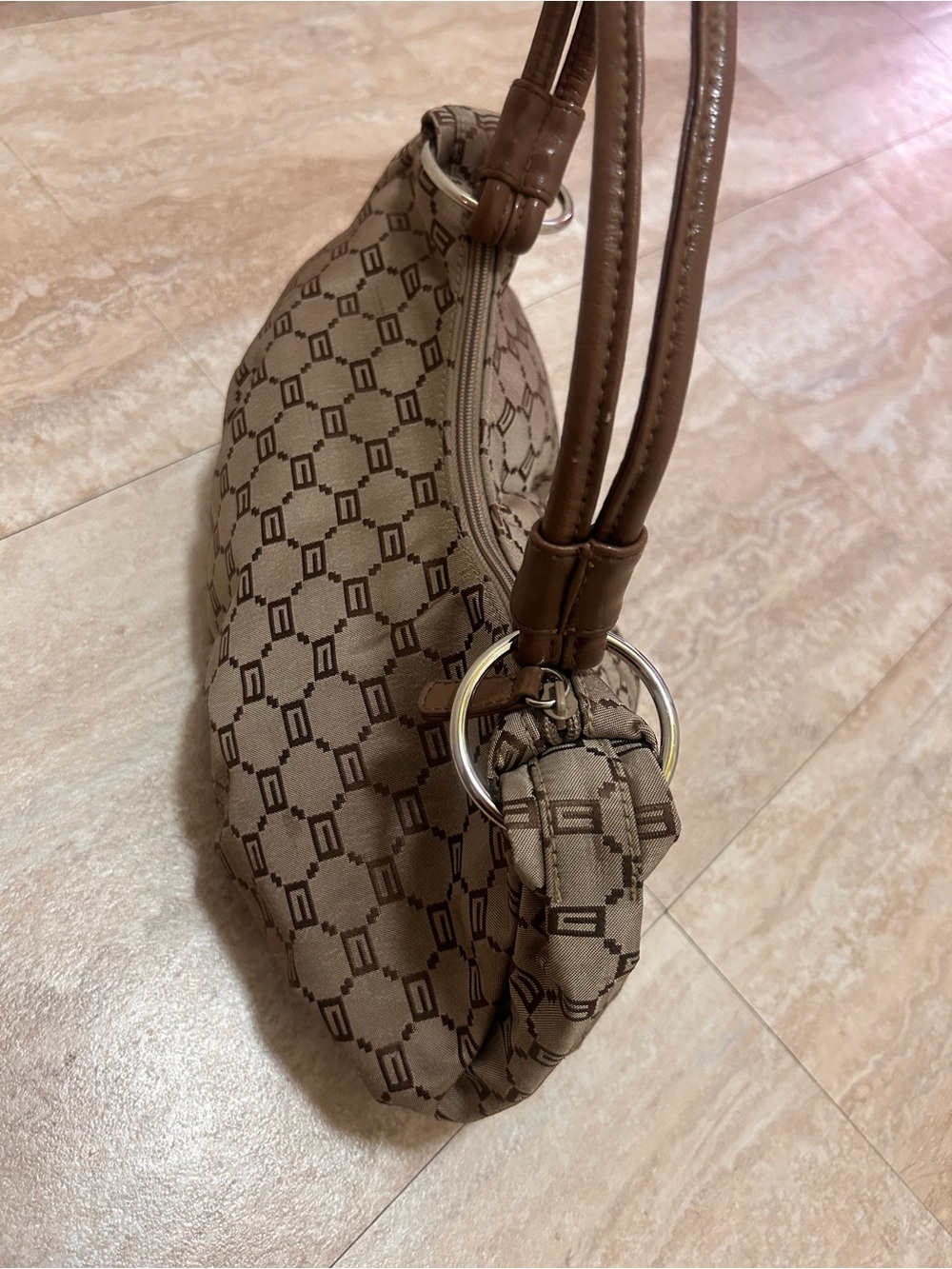 Shoulder Bag - Picture 7 of 11